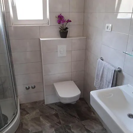 With Parking Space Tkon, Pasman - 19127 * Tkon