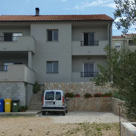 Apartment With A Parking Space Tkon, Pasman - 19127