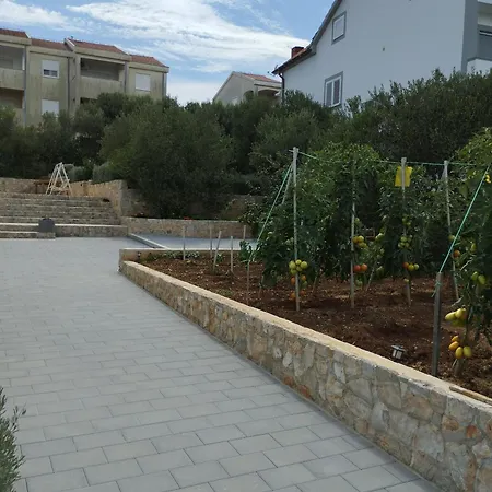 With Parking Space Tkon, Pasman - 19127 * Tkon