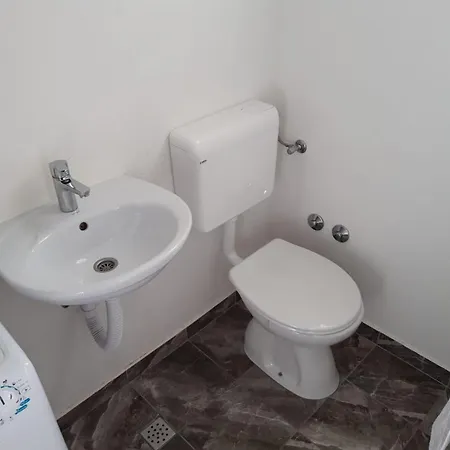 With Parking Space Tkon, Pasman - 19127 *