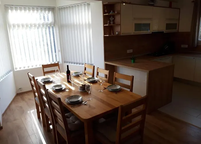 With Parking Space - Pasman - 19127 아파트