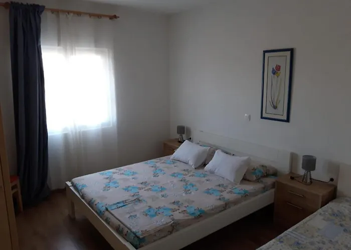 With Parking Space - Pasman - 19127 Apartamento *
